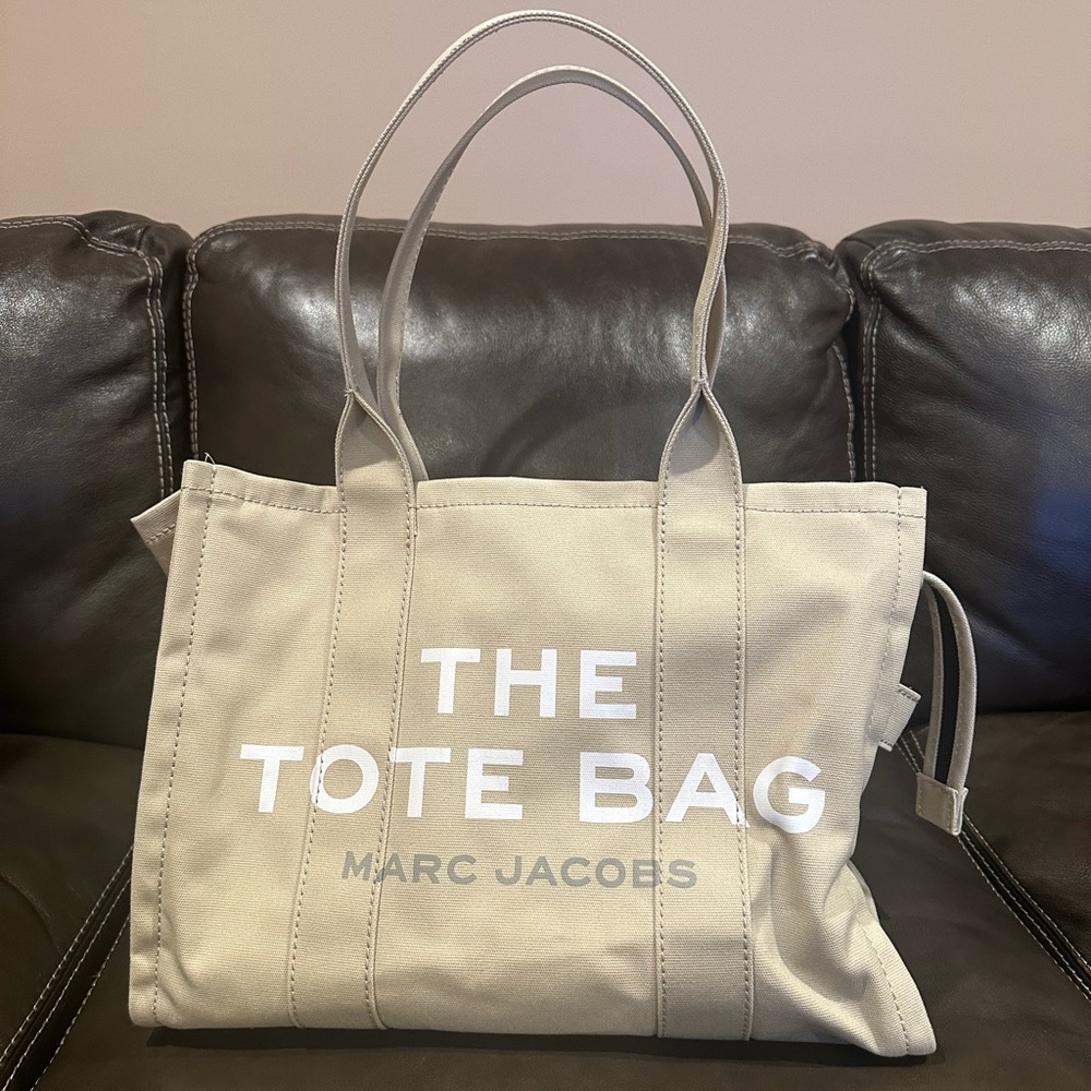 Marc Jacobs Cream Tote with Black Accents